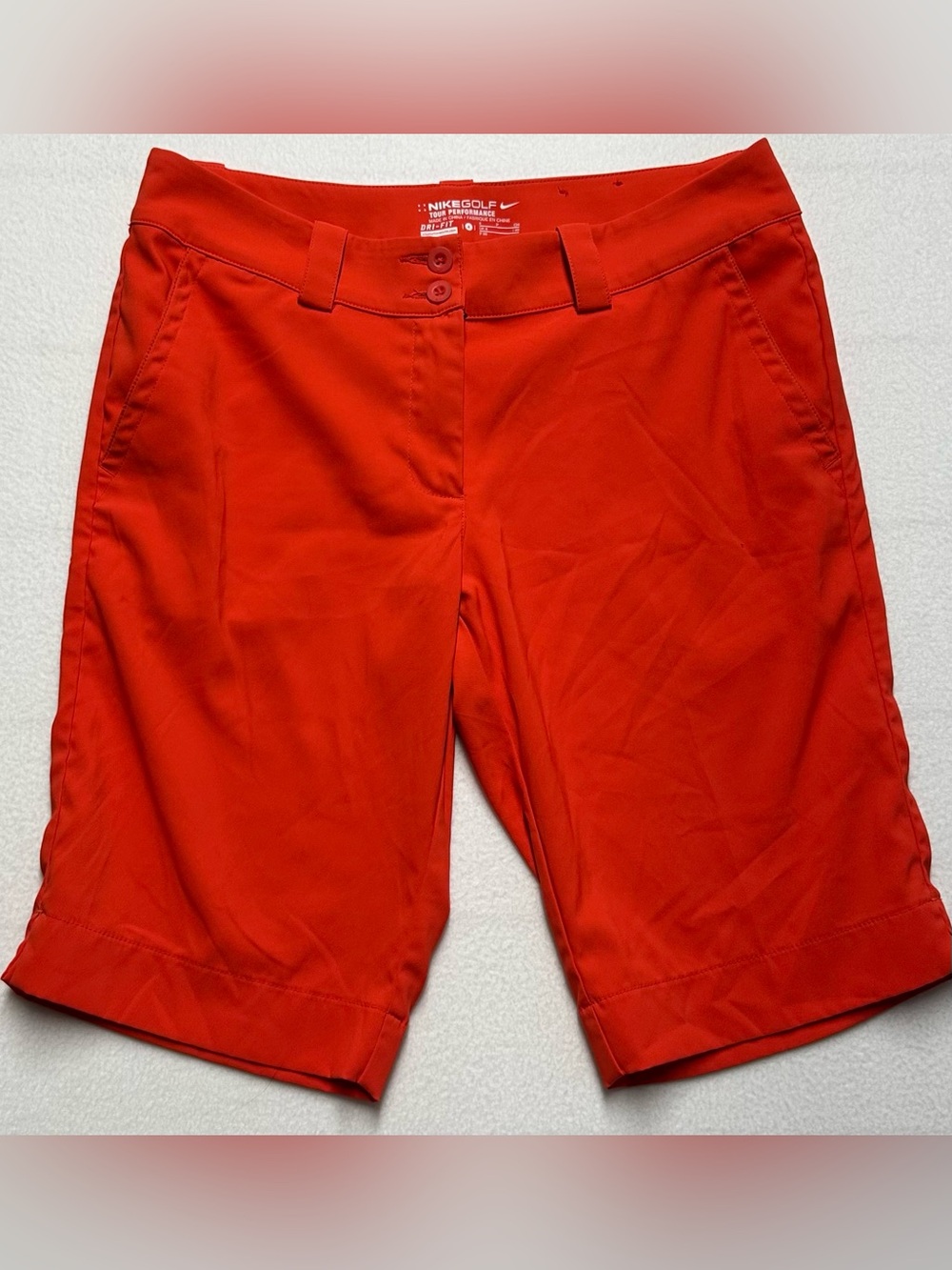 Nike Golf Tour Performance Women’s Size 4 Reddish Orange Dri-FIT Bermuda Shorts